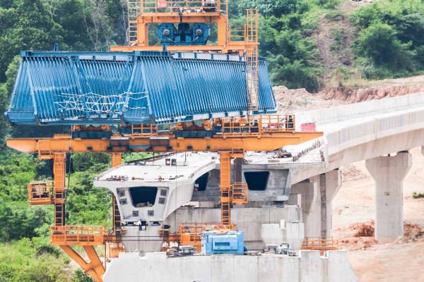 Estudios de Terrenos · Ingenieros Geotécnicos y Geofísicos Ullastret